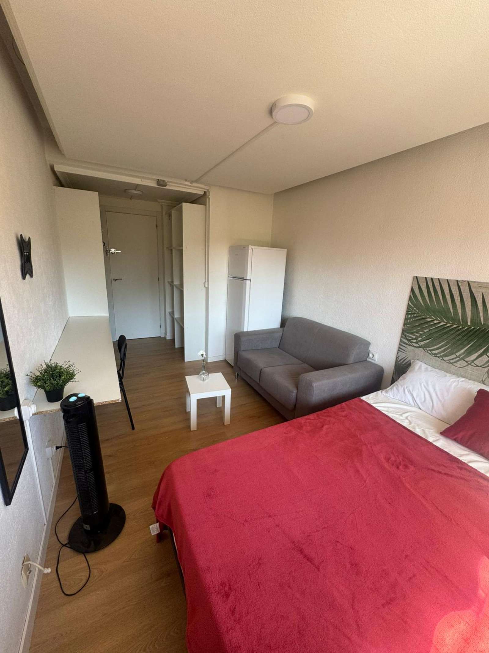Habitación de Piso para compartir en  Madrid Capital con Aire acondicionado, Calefacción y Terraza
