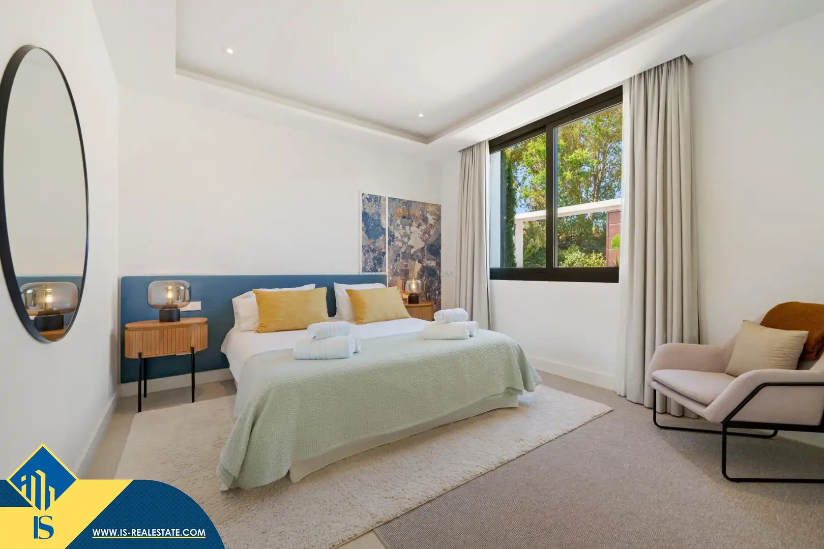 Chalet con piscina en venta en Milla de Oro, imagen 10