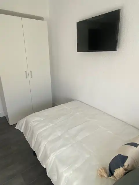 Bedroom of Flat for rent in Salamanca  with Heating, Parquet flooring and Furnished