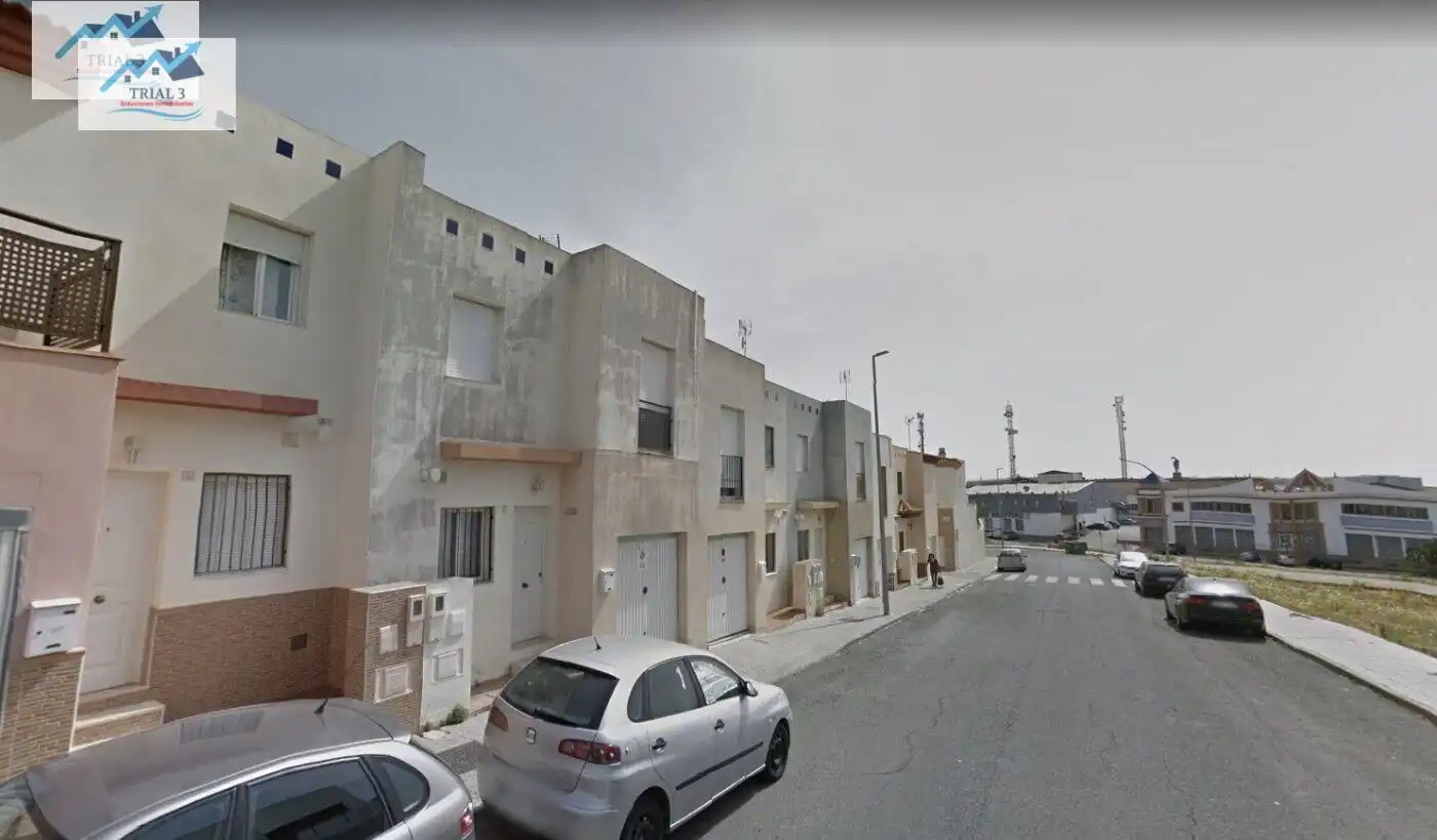 Vista exterior de Casa o xalet en venda en Mairena del Alcor