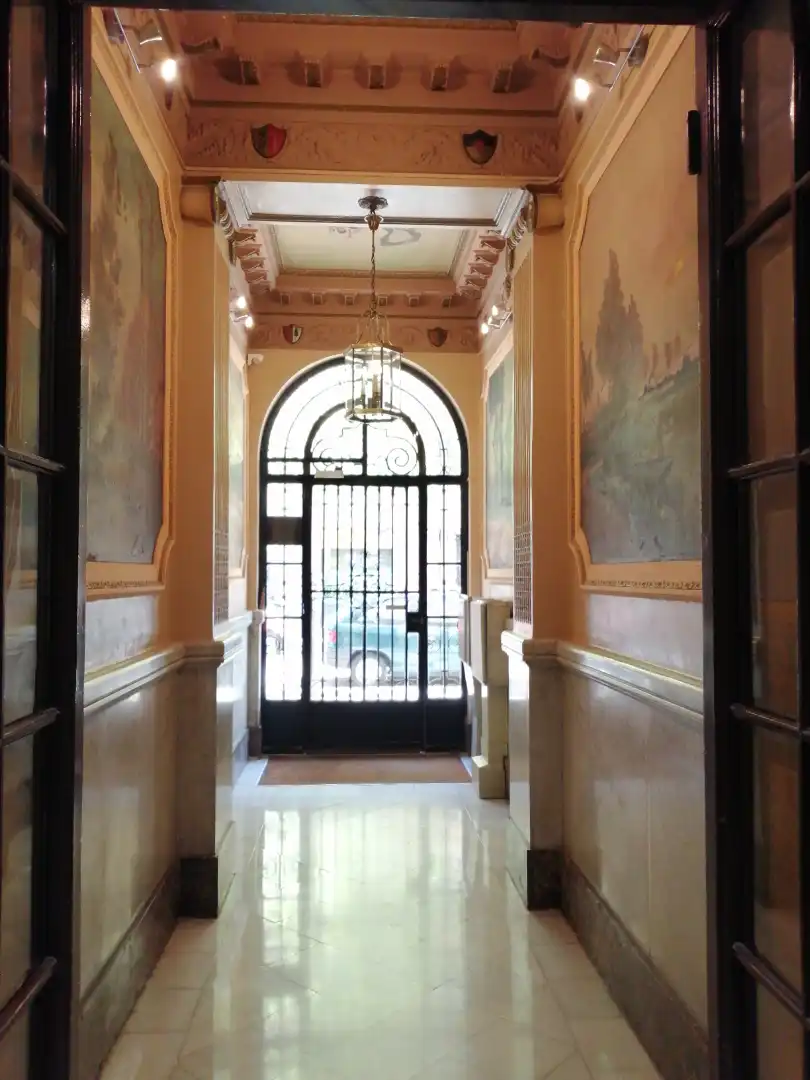 Piso en venta en Barcelona con Aire acondicionado, Horno y Balcón