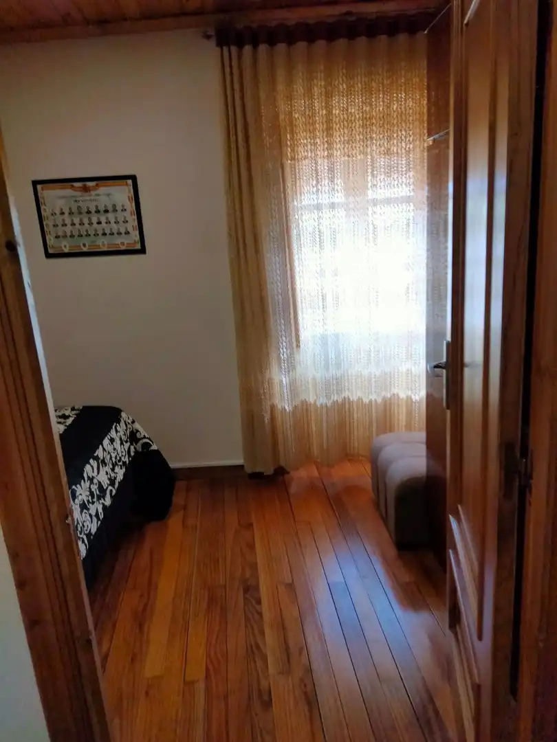 Dormitori de Casa o xalet en venda en Becerreá amb Moblat