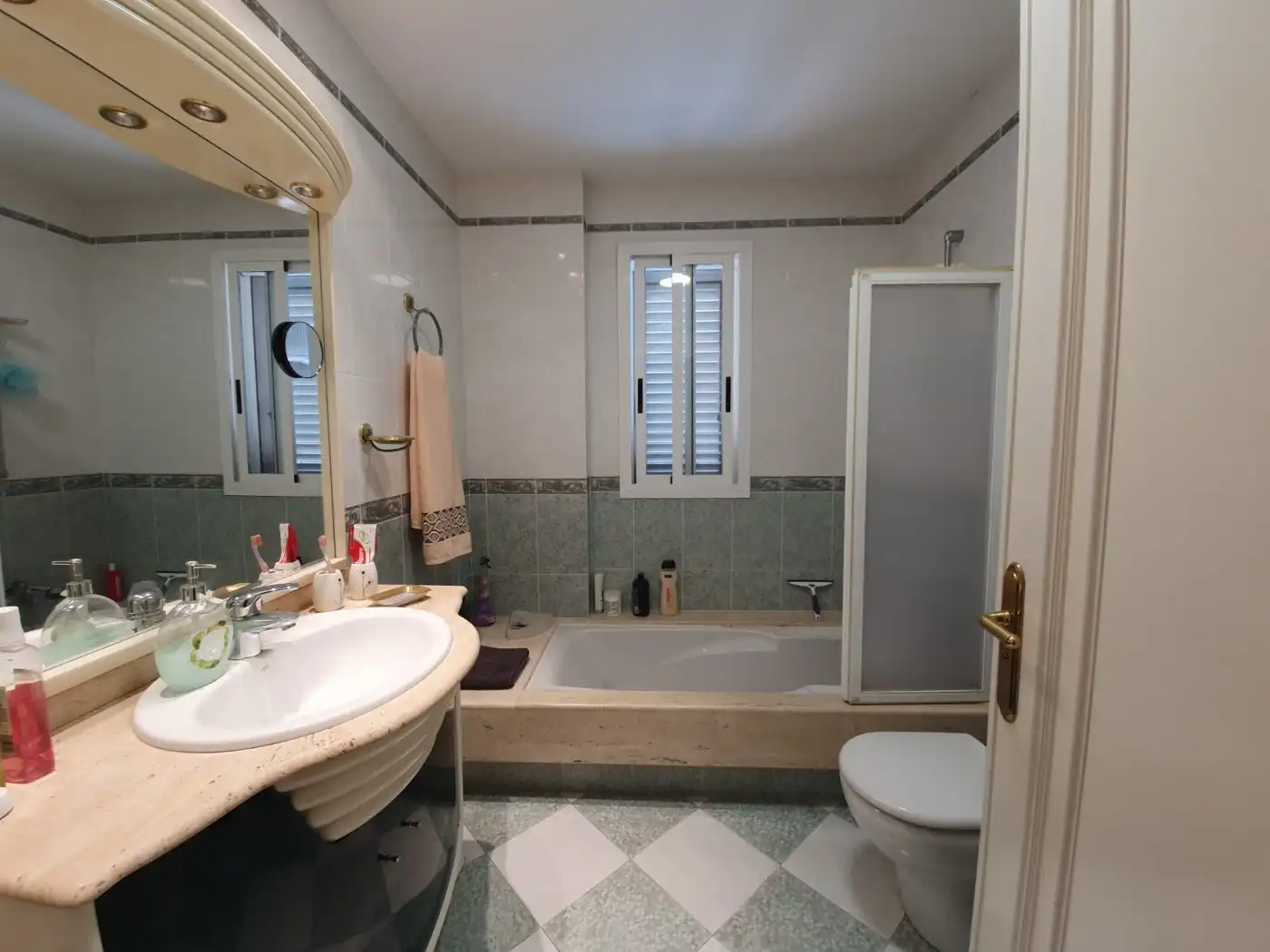 Baño de Casa o chalet en venta en Chiva con Calefacción, Jardín privado y Terraza