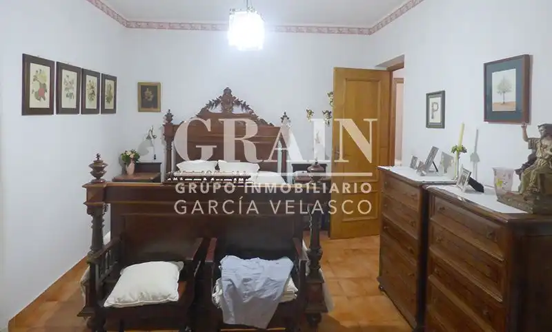 Dormitori de Casa o xalet en venda en Albacete amb Calefacció, Jardí privat i Piscina