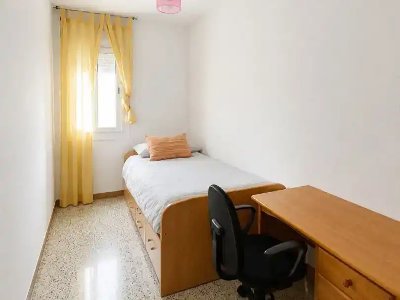 Room in Carrer d'Aribau, 26, Mercat