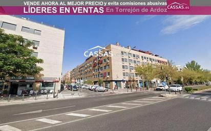 Exterior view of Flat for sale in Torrejón de Ardoz  with Air Conditioner, Heating and Storage room