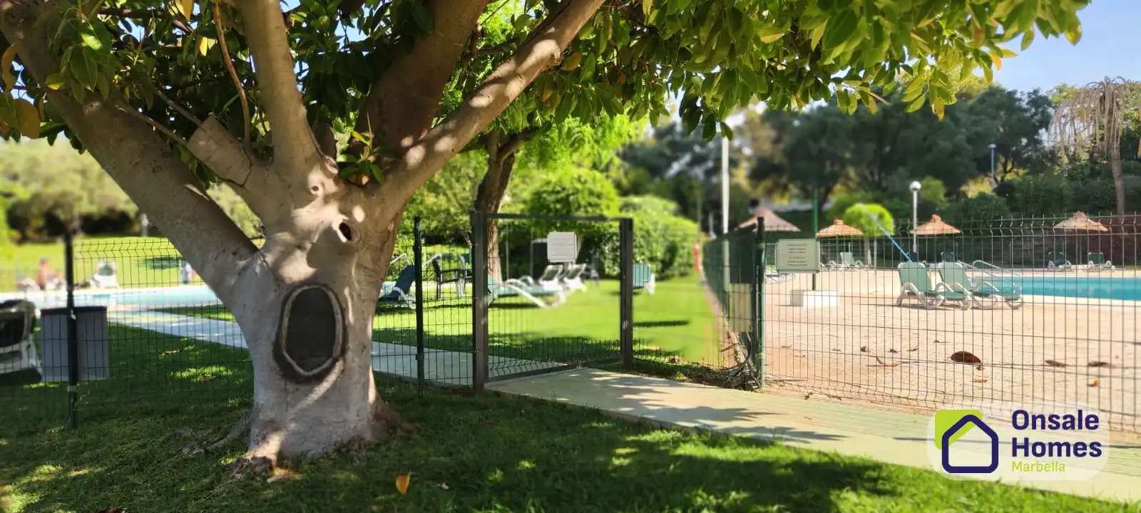Jardín de Apartamento en venta en Marbella con Terraza, Trastero y Piscina comunitaria