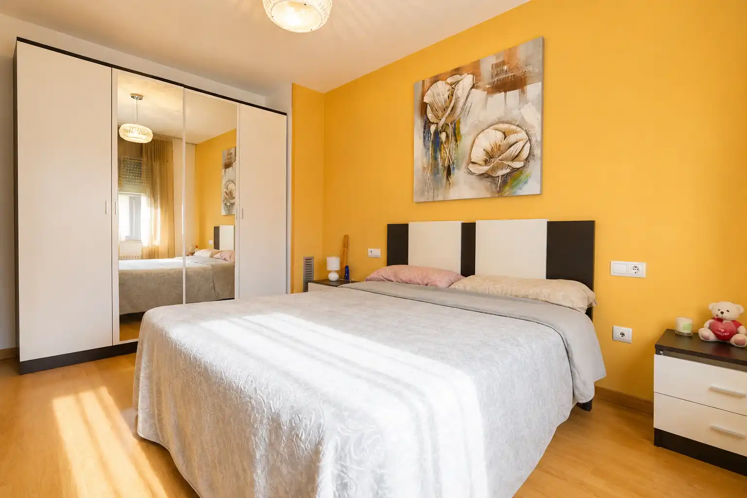 Schlafzimmer von Wohnung zum Verkauf in La Pobla de Mafumet mit Klimaanlage und Balkon