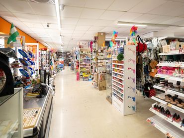 Local comercial en venda a Calle de los Almendros 1