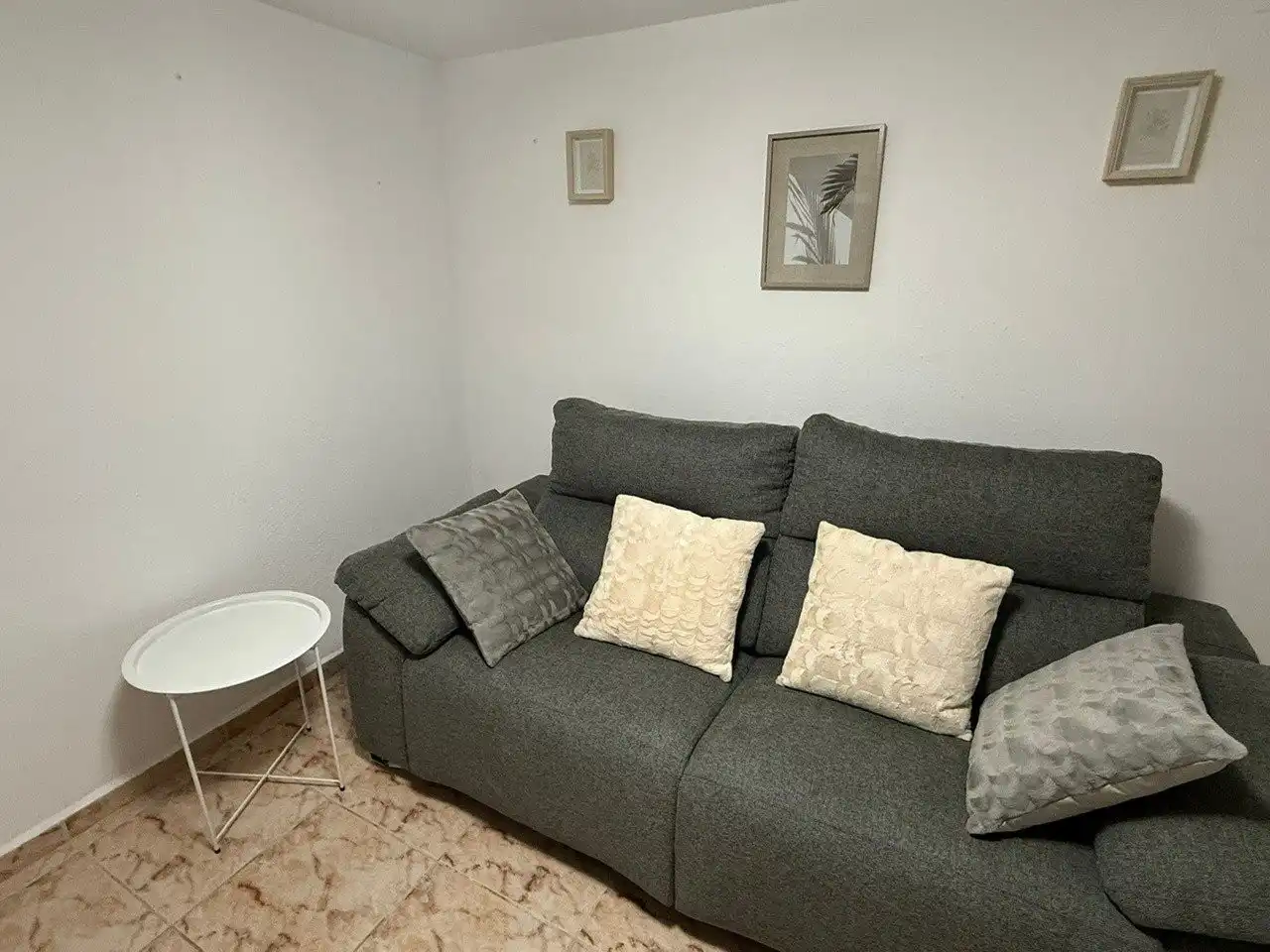 Sala d'estar de Casa o xalet en venda en Orihuela amb Calefacció, Terrassa i Piscina