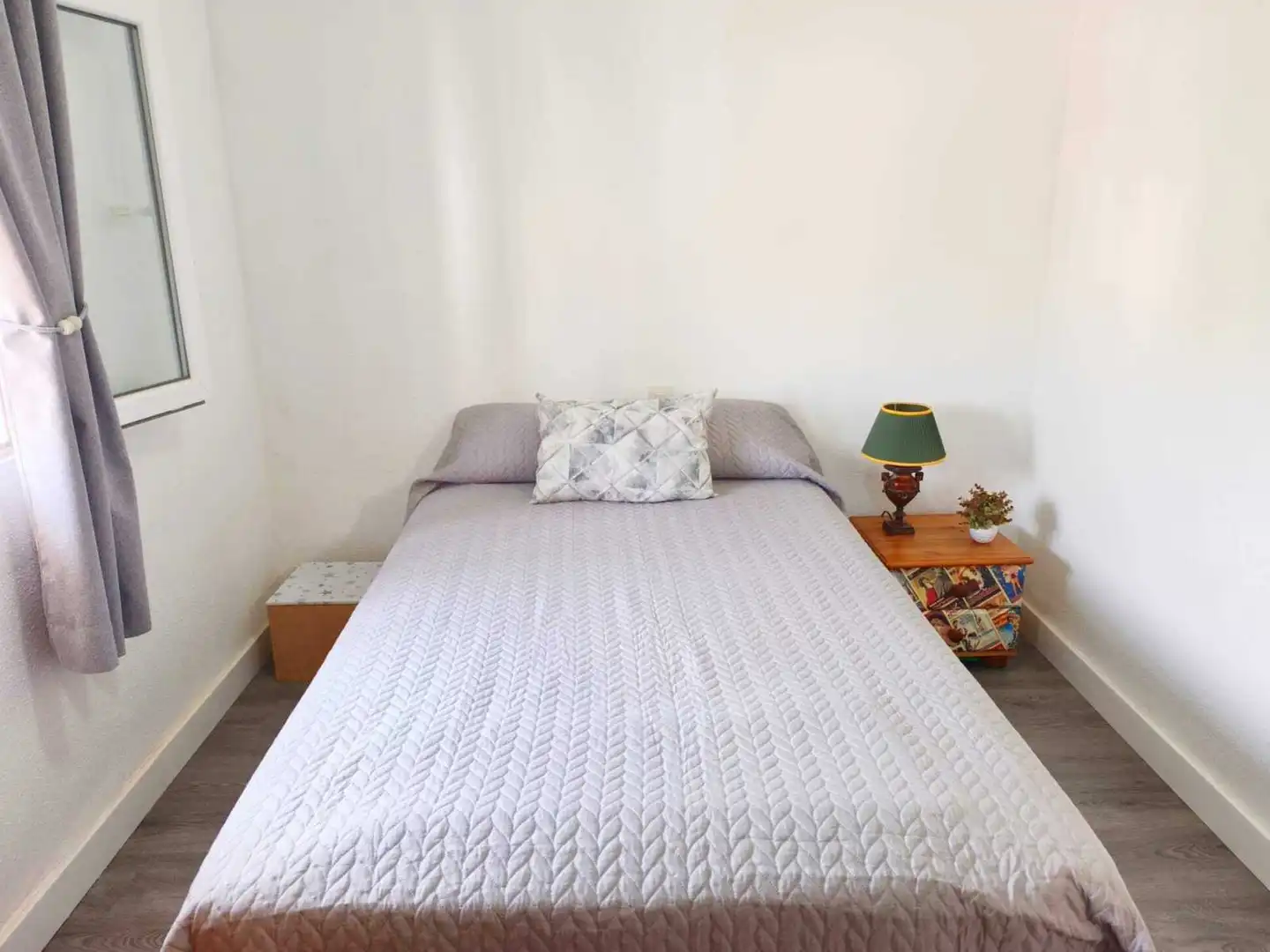 Bedroom of Detached homes for sale in Tavernes de la Valldigna  with Air Conditioner, Terrace and Swimming Pool