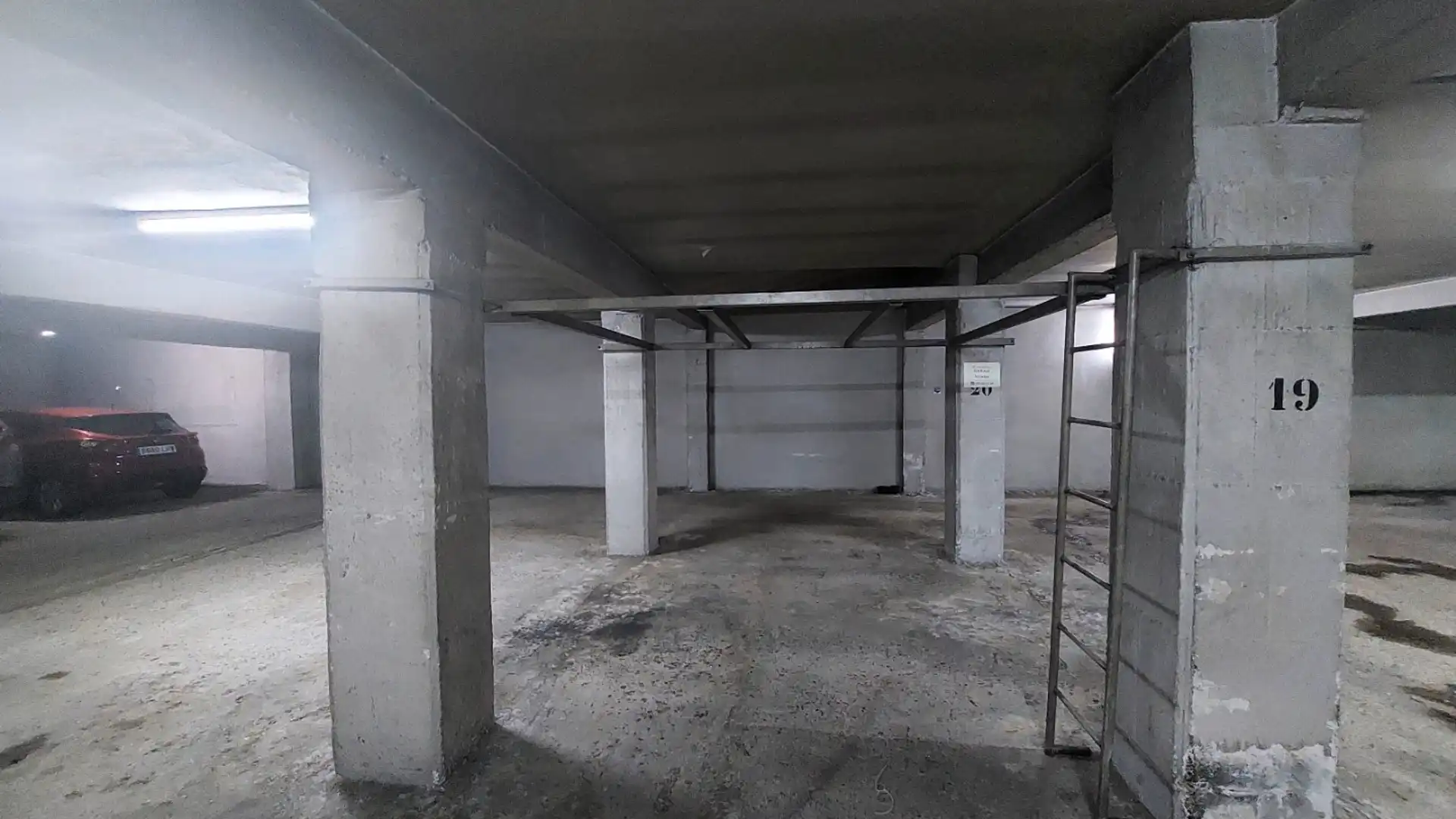 Garage for rent in Vigo 