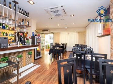 Local comercial en venda a del Pulgar 2