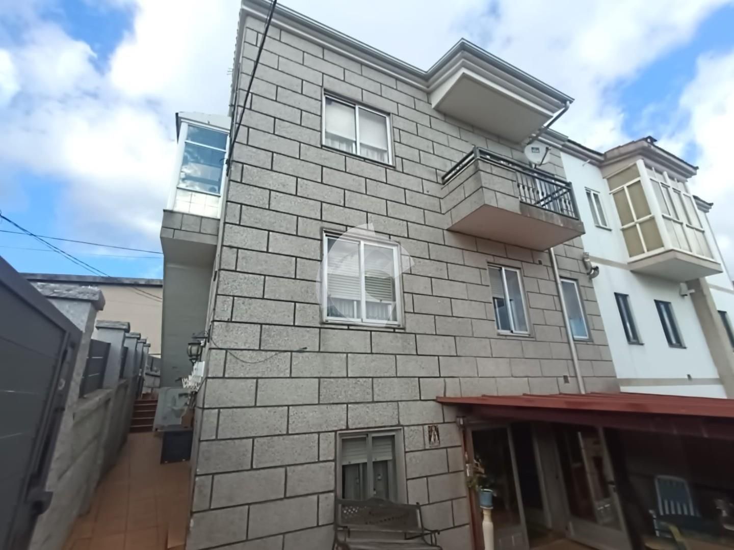 Vista exterior de Casa adosada en venda en Ourense Capital 