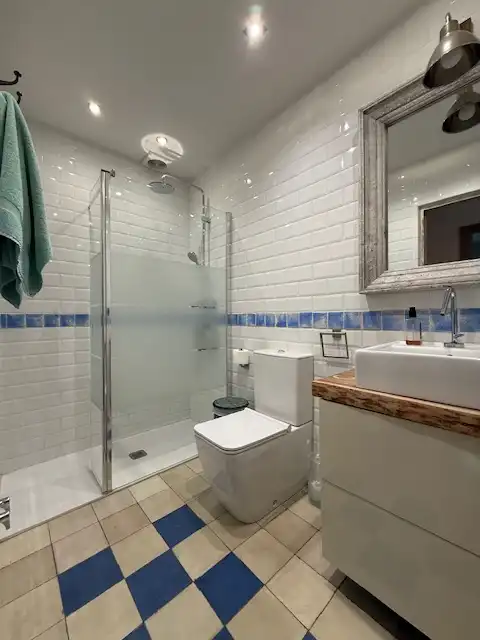 Bathroom of Houses for sale in Chiclana de la Frontera  with Private garden, Terrace and Storage room