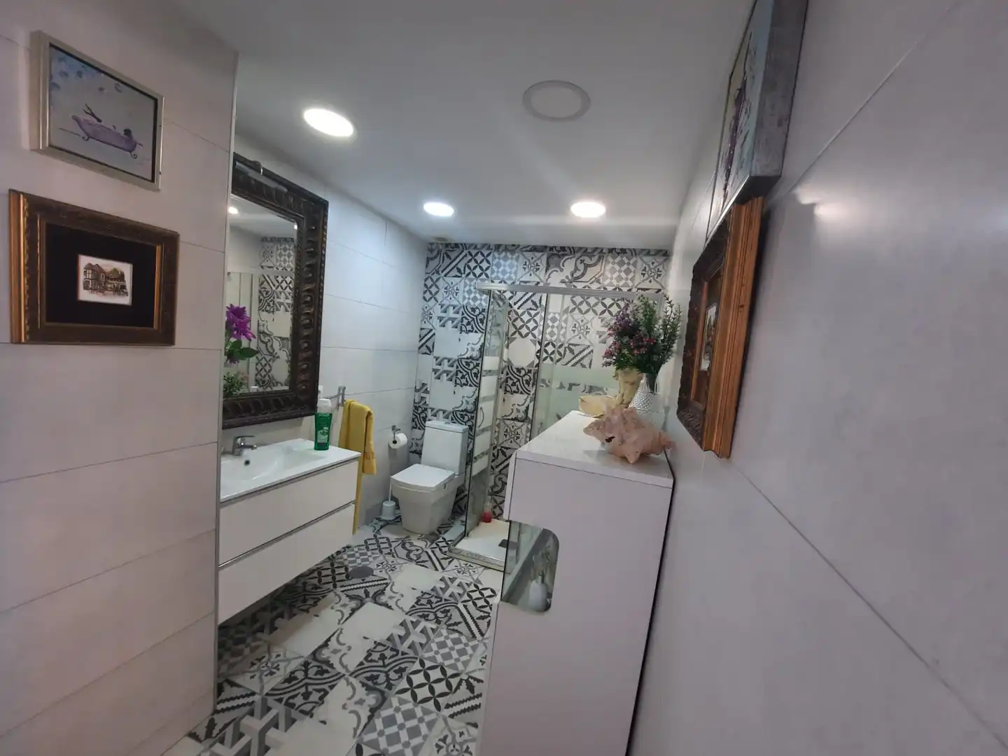 Badezimmer von Maisonette zum Verkauf in Torremolinos mit Klimaanlage und Terrasse