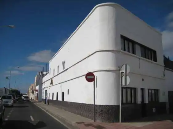 Vista exterior de Edificio en venta en San Francisco Javier - Argana Baja