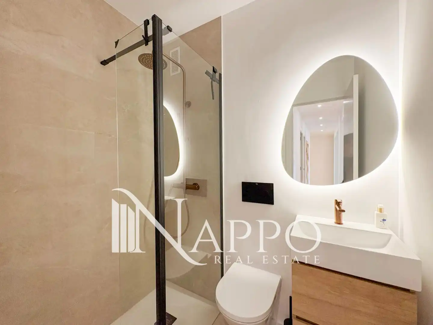 Bathroom of Flat for rent in  Palma de Mallorca  with Air Conditioner, Heating and Terrace