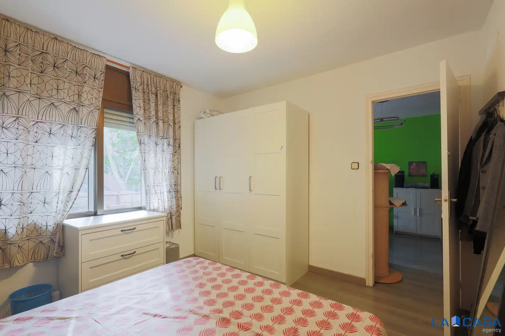 Habitación de Piso en venta en Barcelona con Aire acondicionado, Calefacción y Horno
