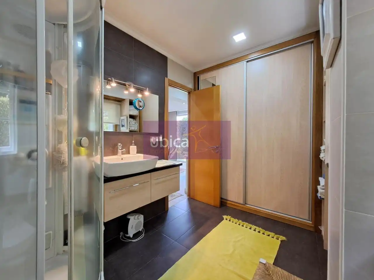 Bedroom of Houses for sale in Vigo   with Heating, Private garden and Terrace