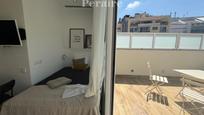 Dormitori de Àtic de lloguer en  Barcelona Capital amb Aire condicionat i Terrassa
