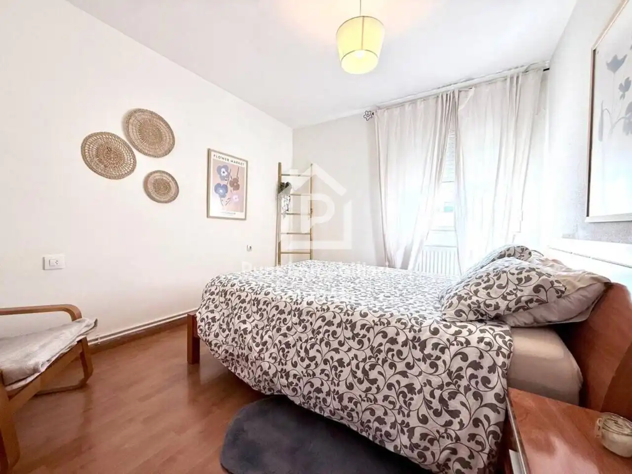 Schlafzimmer von Wohnung zum Verkauf in Figueres mit Klimaanlage, Heizung und Parkett