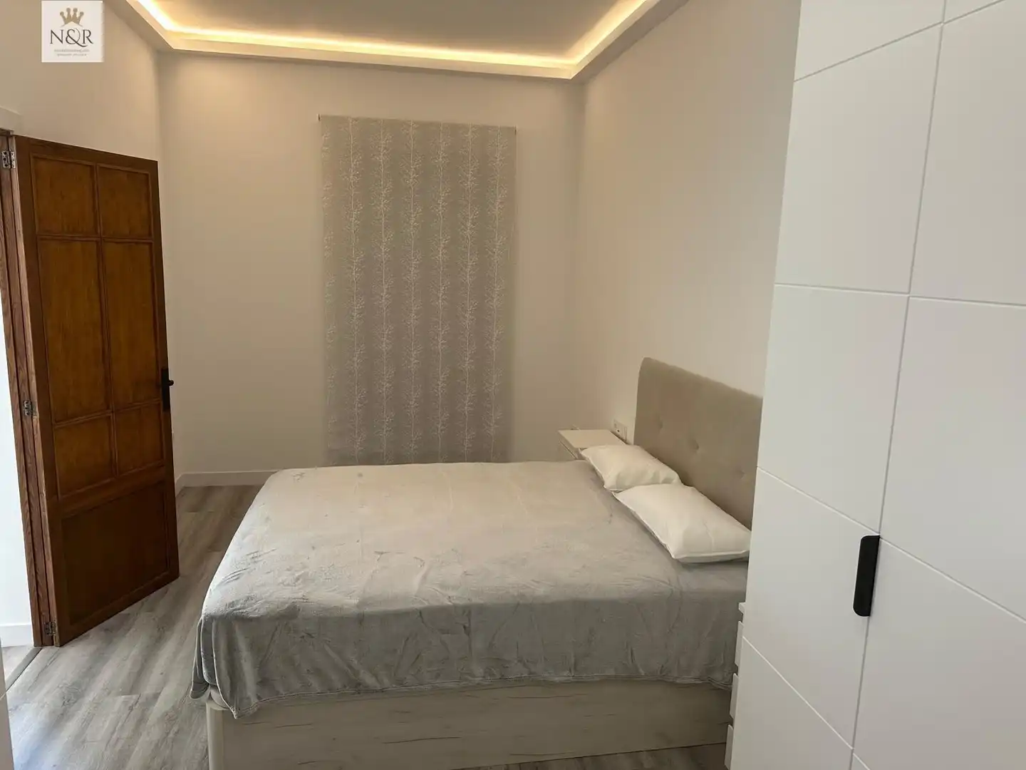 Schlafzimmer von Wohnung zum Verkauf in  Palma de Mallorca mit Klimaanlage und Balkon