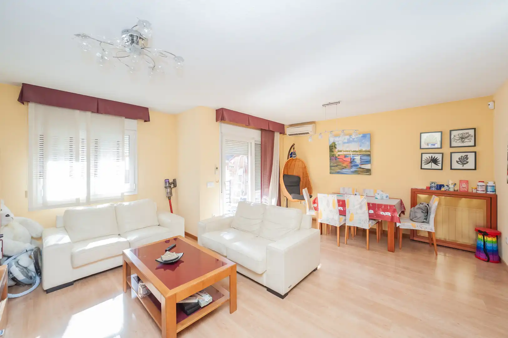 Sala d'estar de Casa o xalet en venda en Valdemoro amb Aire condicionat, Calefacció i Parquet