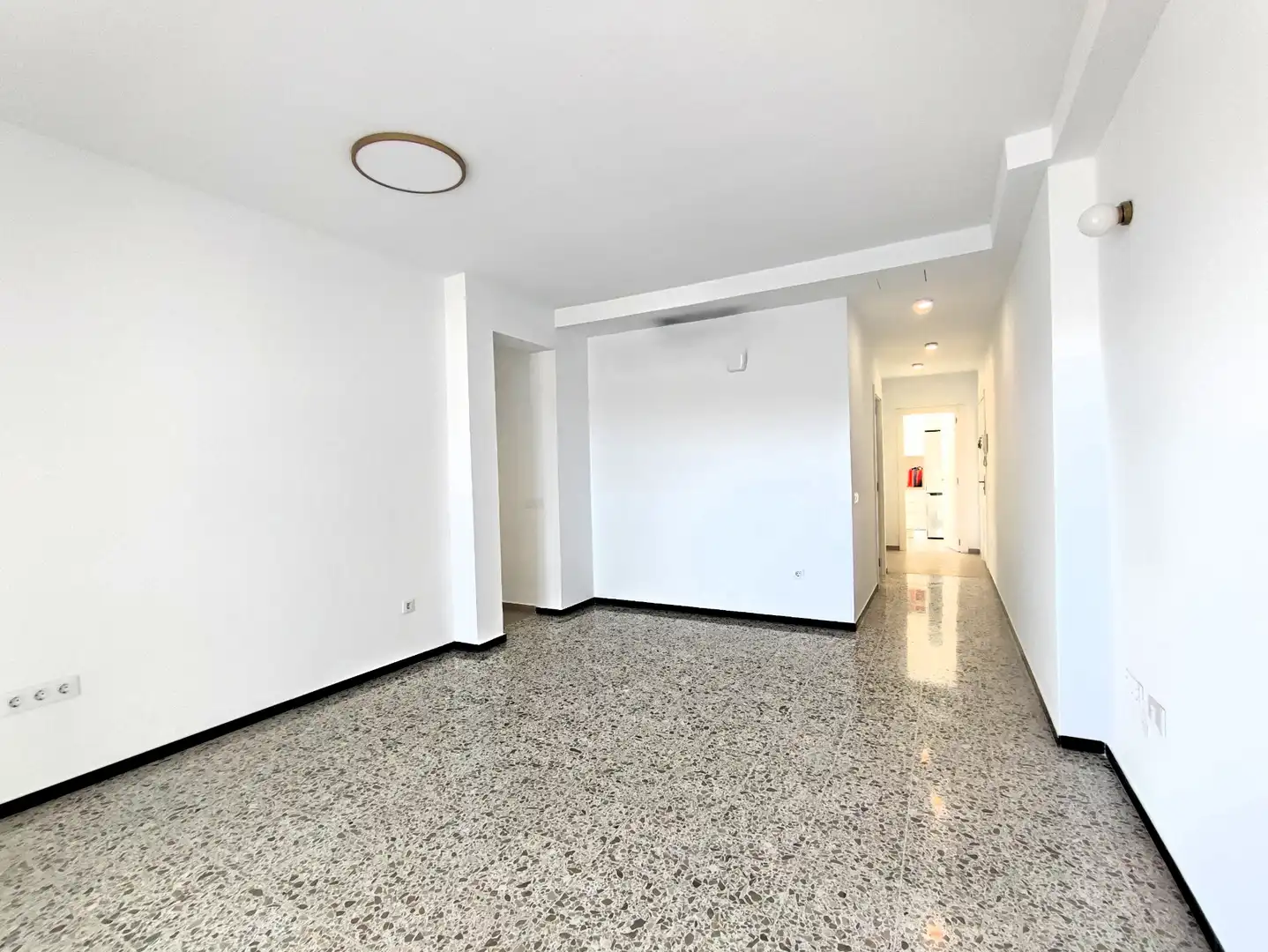 Wohnung zur Miete in Santa Cruz de Tenerife mit Klimaanlage, Terrasse und Ofen