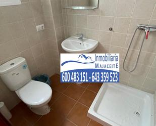 Bathroom of Flat for sale in El Bosque  with Terrace