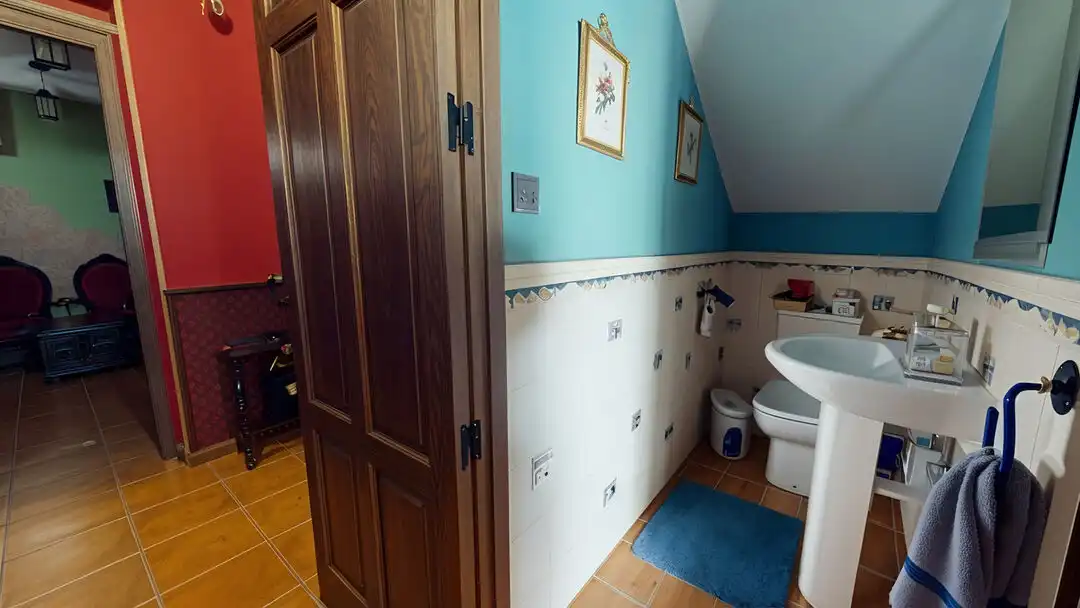 Baño de Casa o chalet en venta en Campo Real con Aire acondicionado, Calefacción y Jardín privado