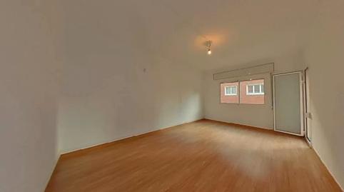 Foto 2 de Piso en venta en Carrer de Mossèn Jacint Verdaguer, Centre, Cornellà de Llobregat