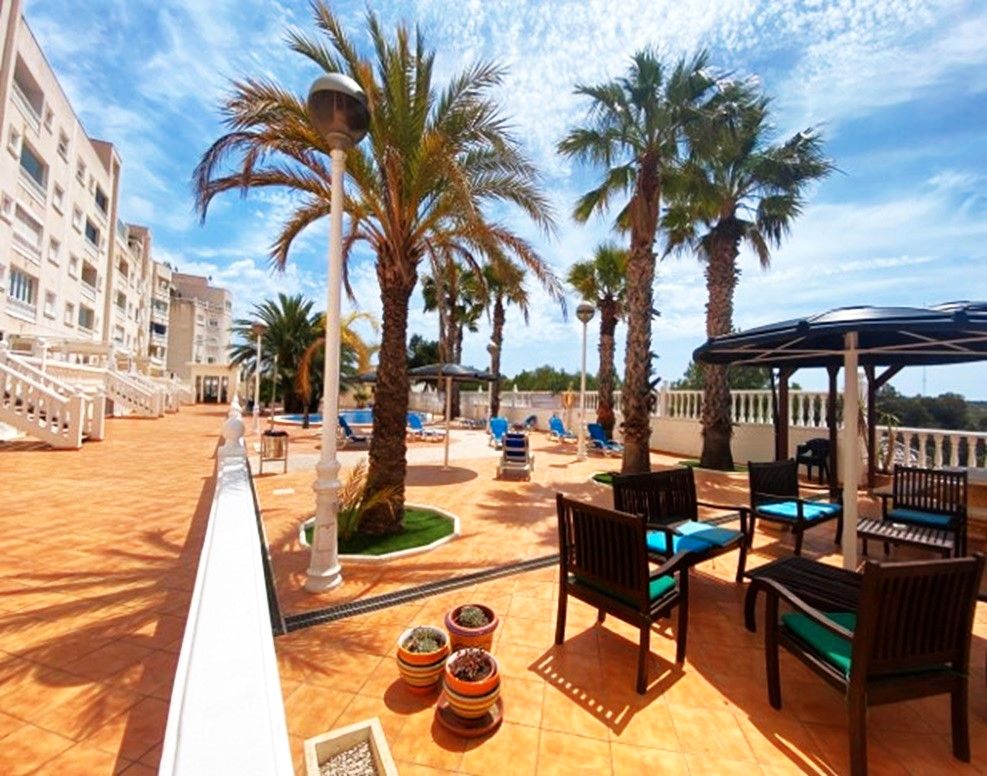 Terrace of Flat for sale in Guardamar del Segura  with Terrace and Community pool