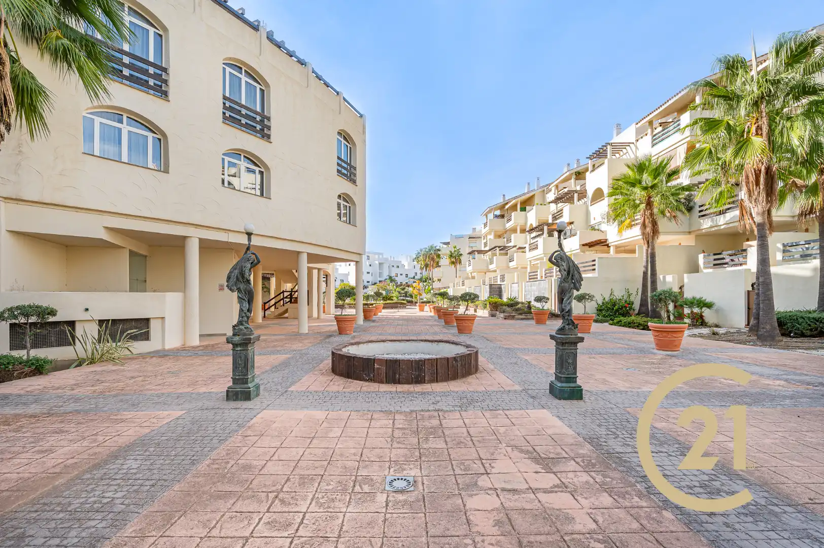 Exterior view of Buildings for sale in Estepona  with Community pool