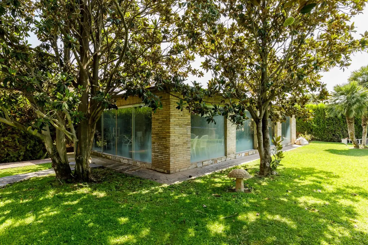 Garden of Houses for sale in Zaragoza  with Air Conditioner, Heating and Private garden