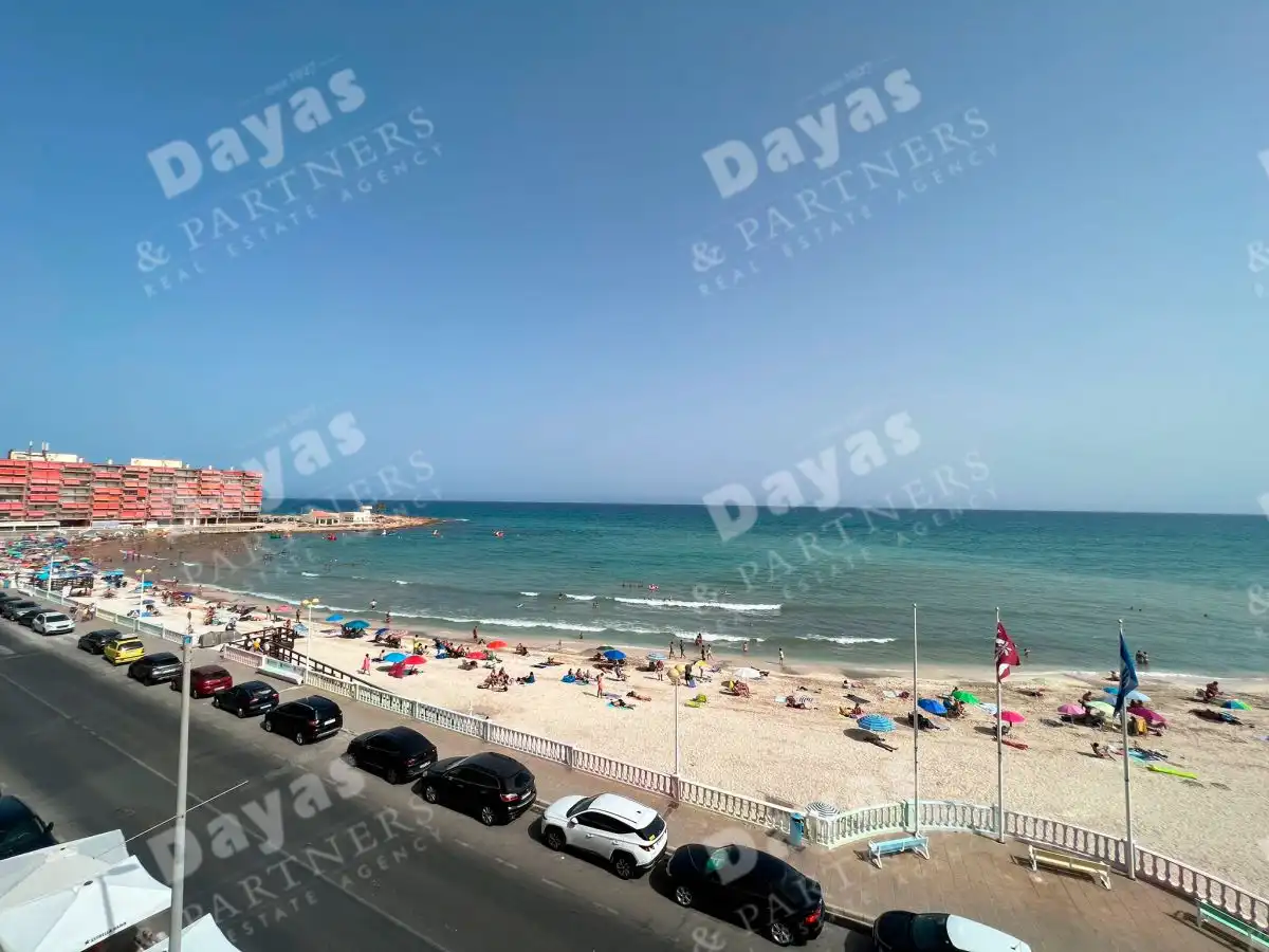 Exterior view of Flat for sale in Torrevieja  with Terrace and Furnished