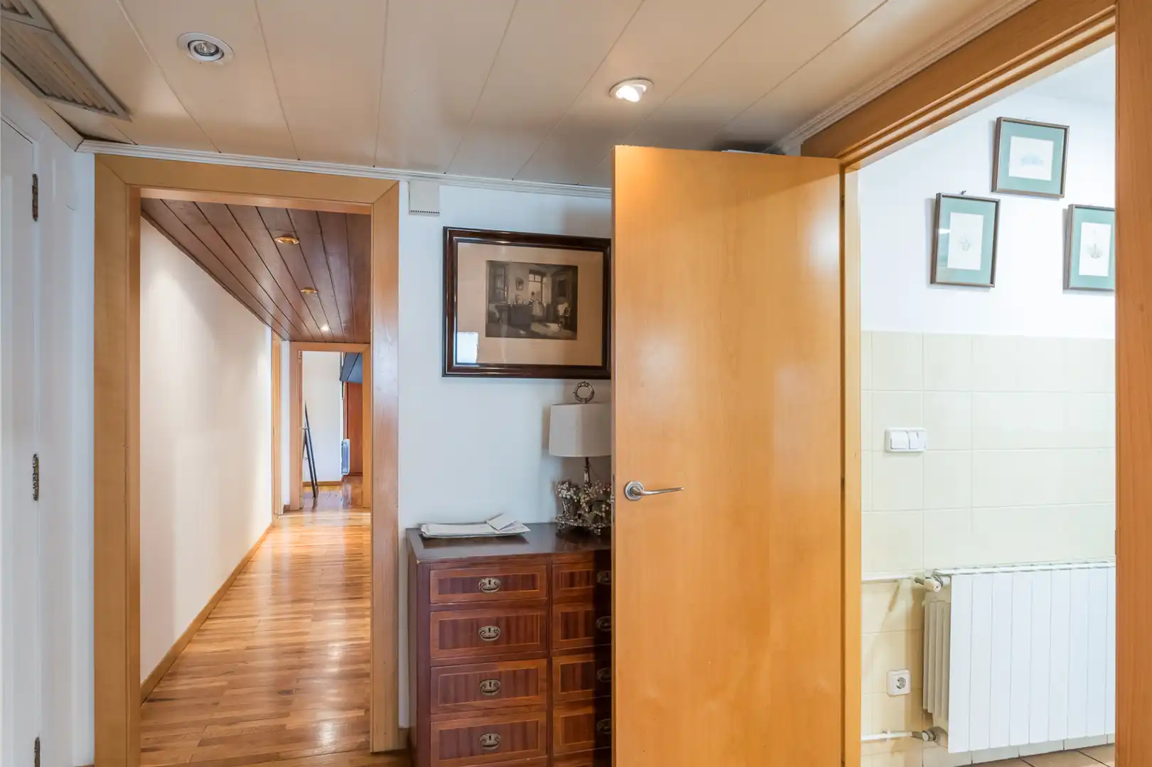 Wohnung zum Verkauf in Barcelona mit Klimaanlage, Heizung und Parkett