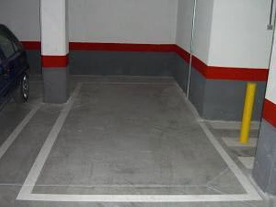 Parking of Garage to rent in Ares