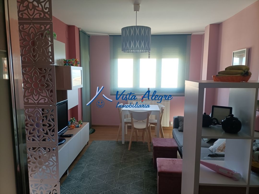 Living room of Flat for sale in Zarratón  with Heating, Terrace and Storage room