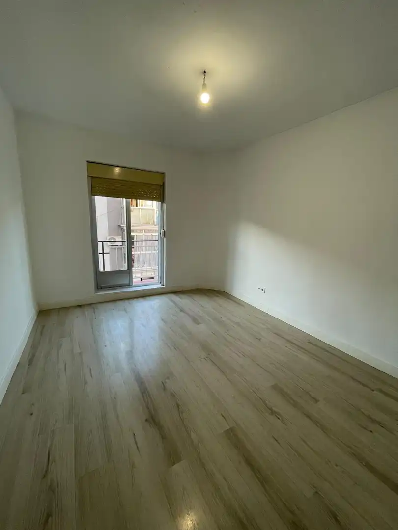 Piso con balcón en alquiler en Calle VIZCONDE DE ARLESSON