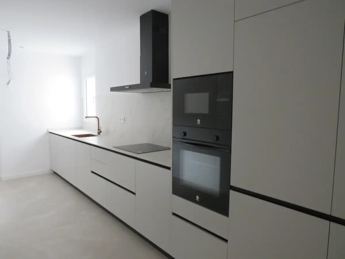 Cocina de Apartamento en venta en Fuengirola con Aire acondicionado, Calefacción y Terraza