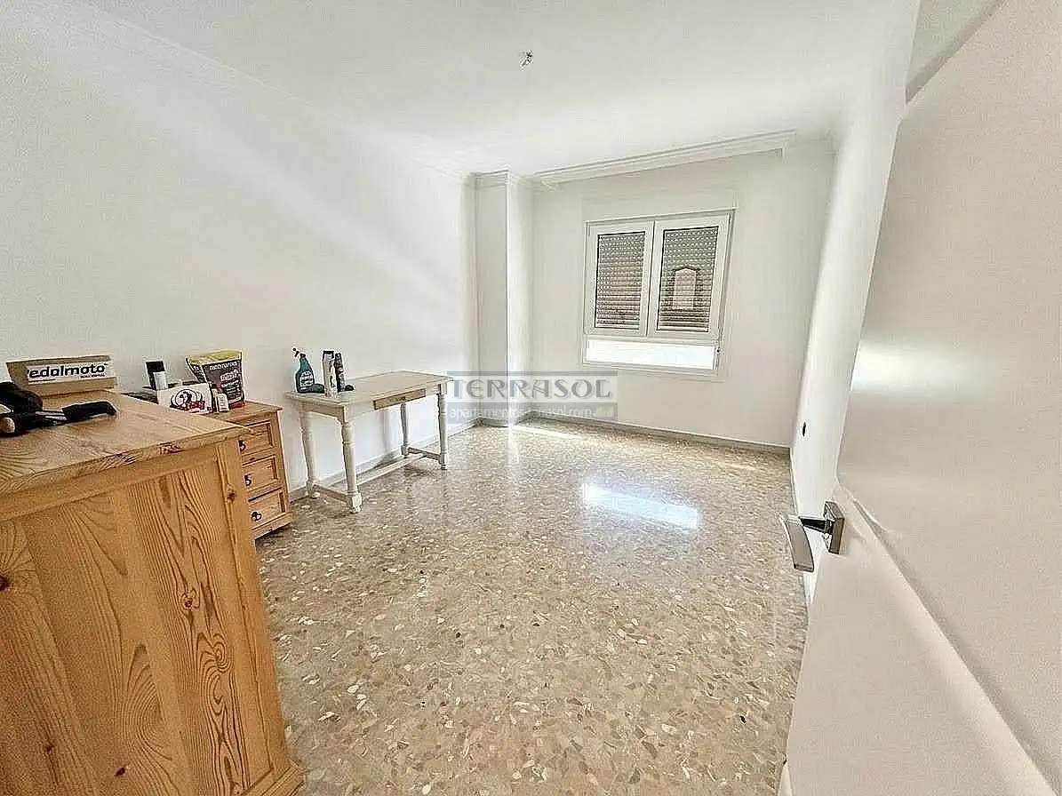 Dormitori de Apartament en venda en Vélez-Málaga amb Aire condicionat, Calefacció i Moblat