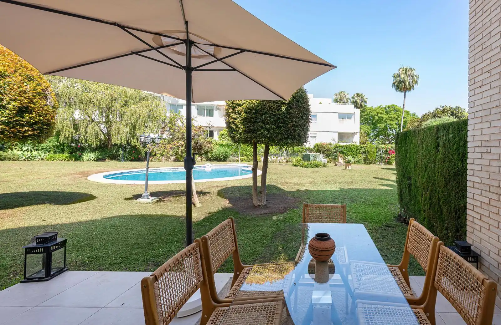 Jardín de Casa adosada de alquiler en Marbella con Aire acondicionado, Jardín privado y Trastero