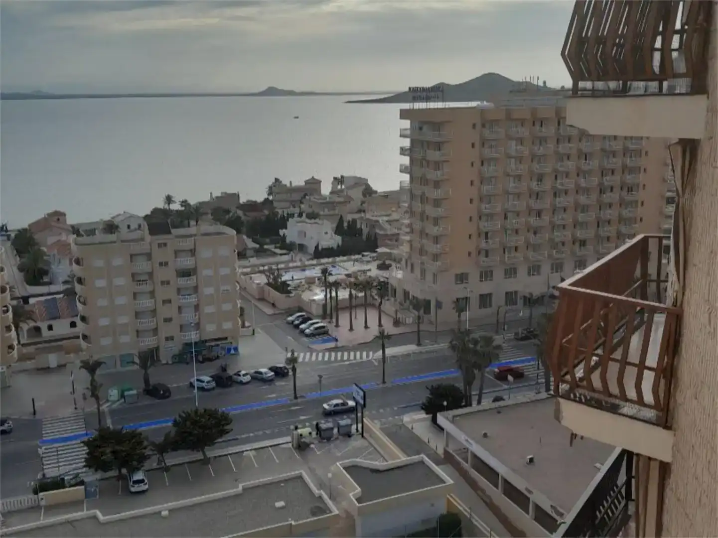 Außenansicht von Wohnungen zur Miete in  Murcia Capital mit Schwimmbad und Balkon