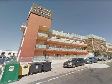 Locale commerciale in vendita a Avenida Conquistadores