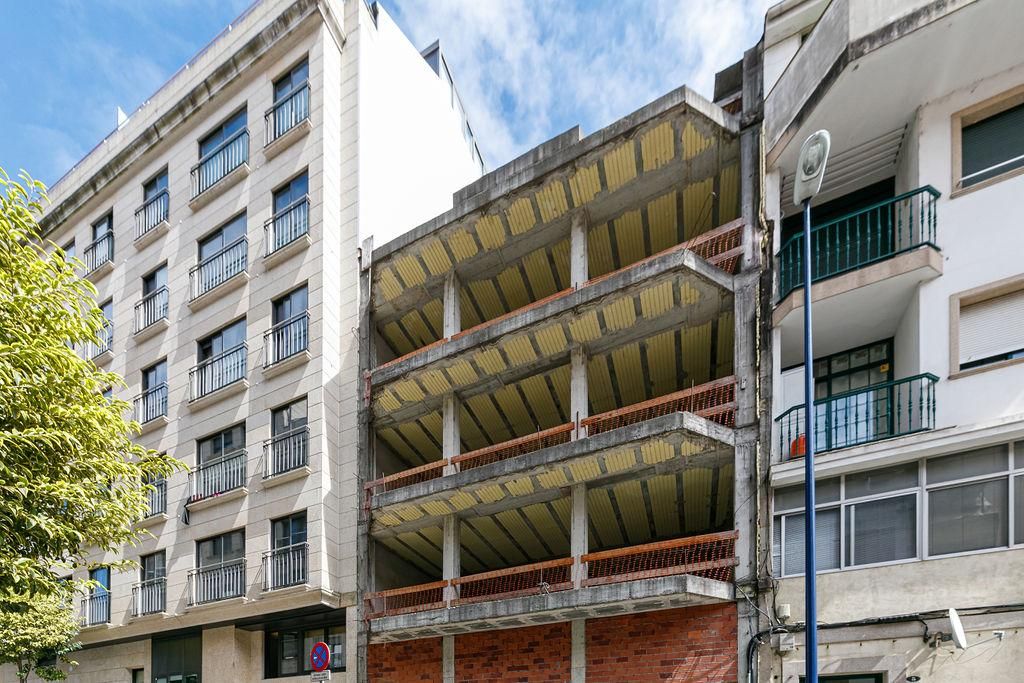 Exterior view of Building for sale in Vigo 