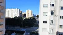 Vista exterior de Àtic en venda en Gandia amb Aire condicionat i Terrassa