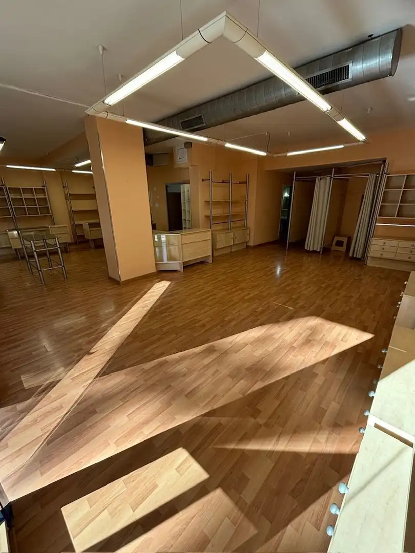 Business premises for sale in Sant Vicenç Dels Horts, imagen 18