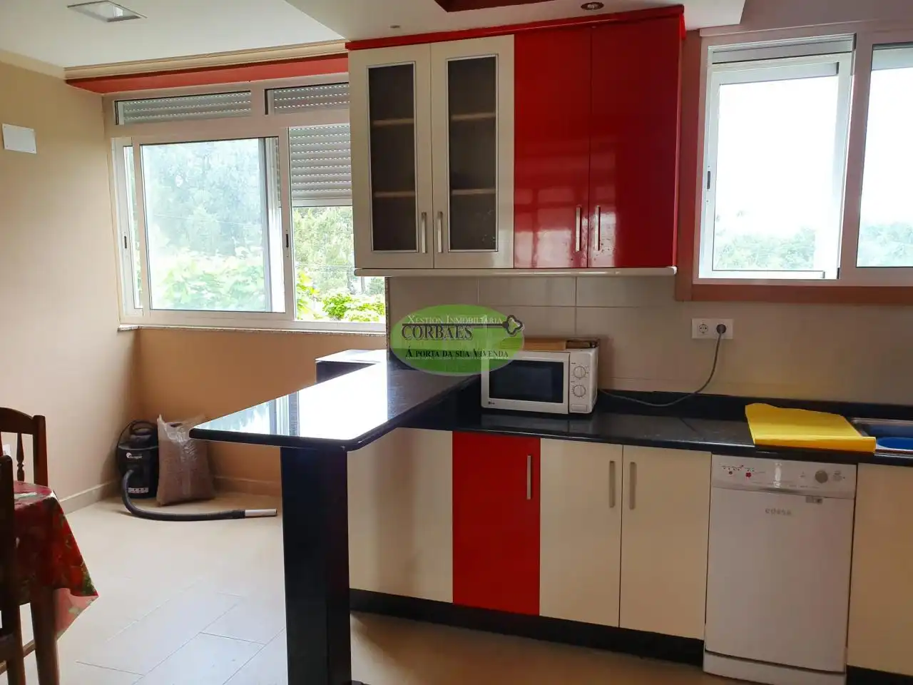 Cocina de Piso en venta en Celanova con Calefacción y Amueblado