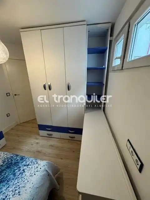 Schlafzimmer von Wohnung zur Miete in Leganés mit Möbliert und Waschmaschine